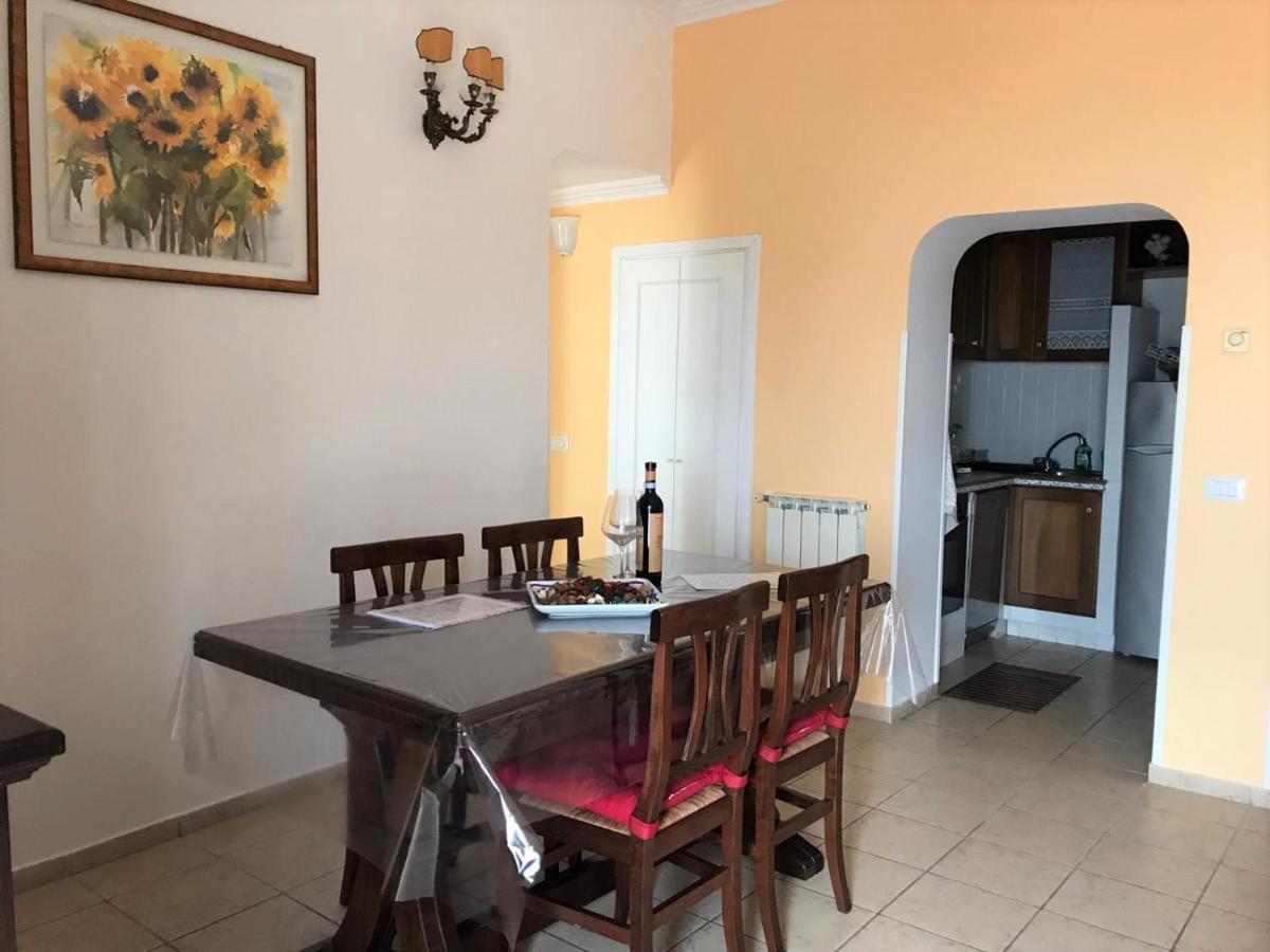 On The Sea Apartment Santa Marinella Ngoại thất bức ảnh