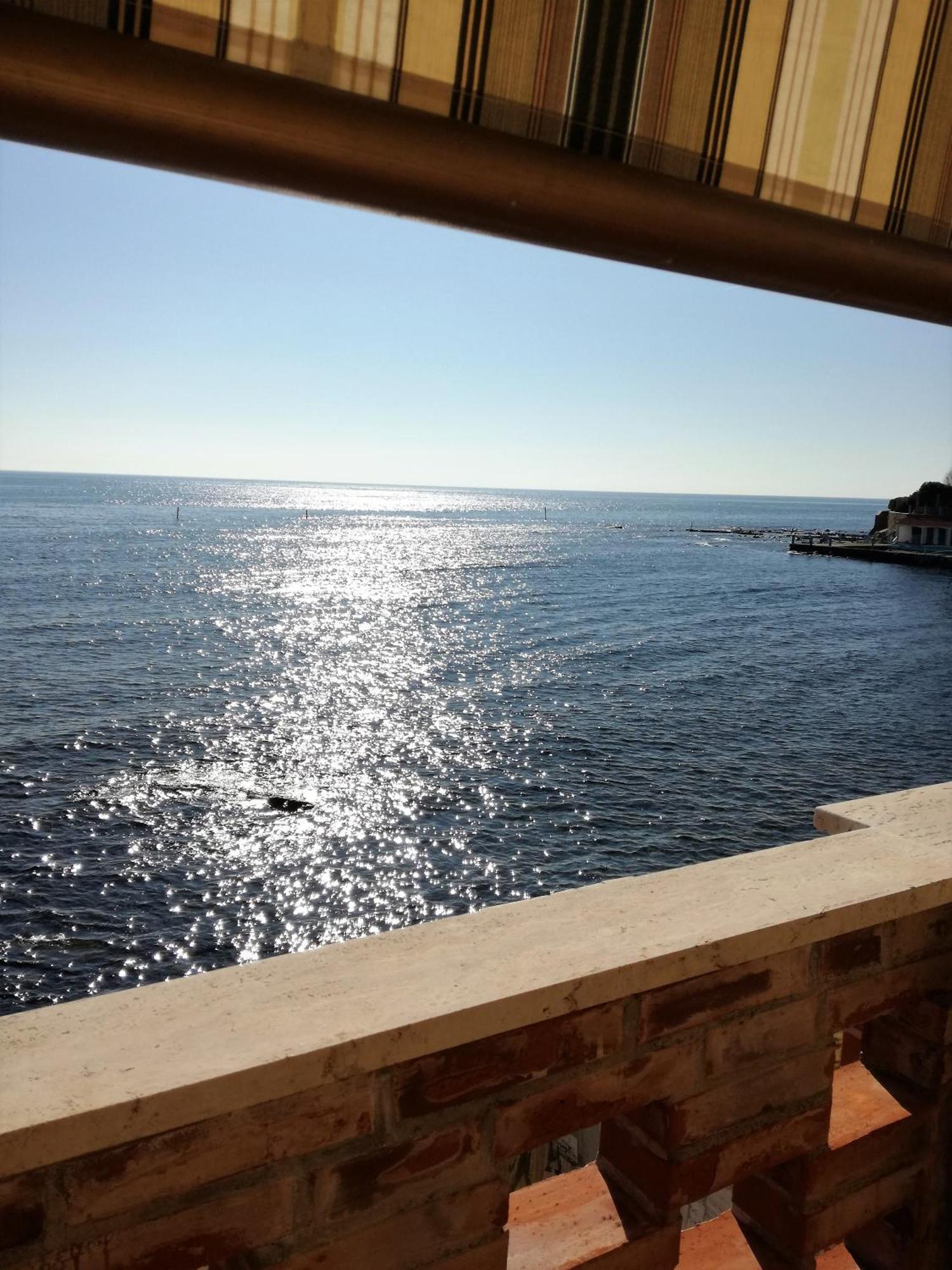 On The Sea Apartment Santa Marinella Ngoại thất bức ảnh