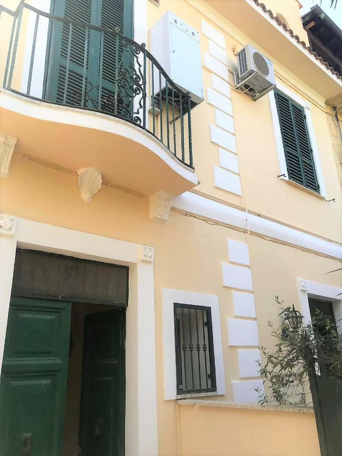 On The Sea Apartment Santa Marinella Ngoại thất bức ảnh