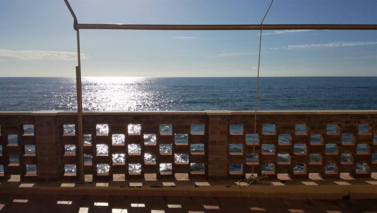 On The Sea Apartment Santa Marinella Ngoại thất bức ảnh